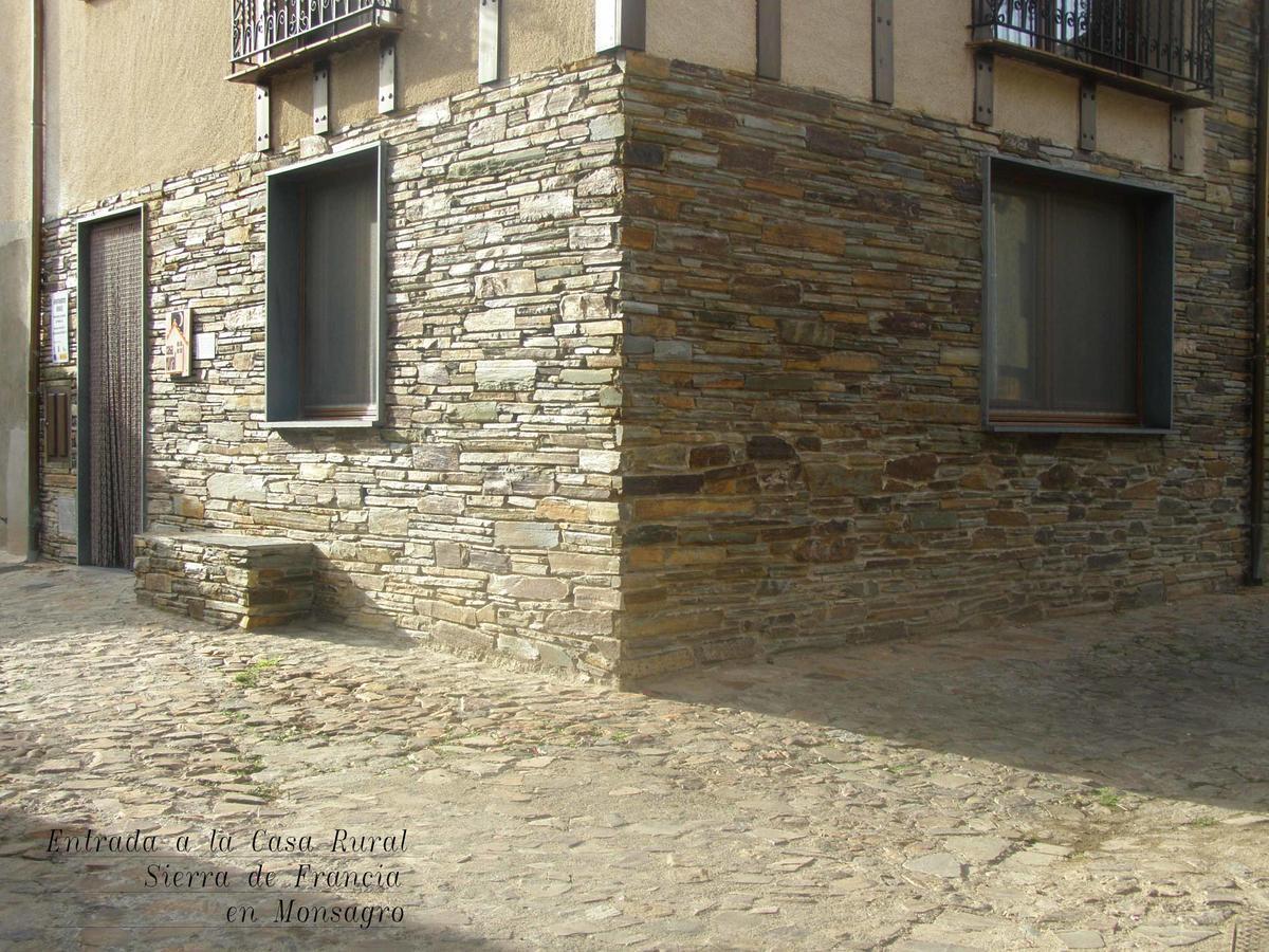 Apartamentos Sierra De Francia Monsagro Luaran gambar